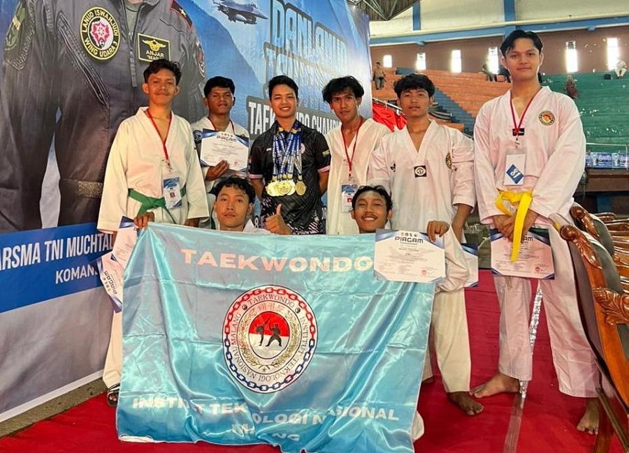Kontingen Taekwondo ITN Malang berlaga di Kejuaraan Taekwondo “Danlanud Iswahjudi Cup Taekwondo Championship 2025” Madiun. (Foto: Istimewa)